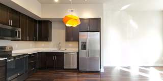 122 N LOUDOUN Street Gallery 1