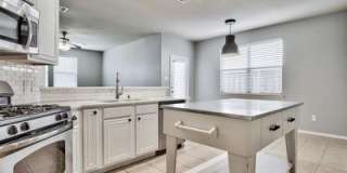 517 Andalusian Trail Gallery 1