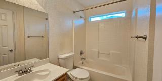 RENT REDUCTION & AVAILABLE NOW! Gallery 18
