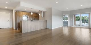 Riverwalk on Main Gallery 1