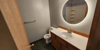 Lynnwood/Martha Lake 3 bedroom Rambler on private drive Gallery 9