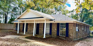 3/2 Brick home with new floors, new paint, large yard Gallery 1