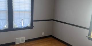 4Br 2Ba Tri-level home Gallery 4