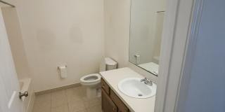 9670 AMARANTE Circle Gallery 13