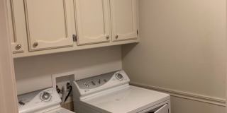 Great Location Close to LSU Gallery 7
