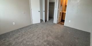 River Walk Apartments Gallery 18