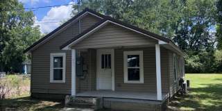 407 Elm Avenue NW Gallery 1