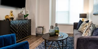 44 Washington Gallery 56