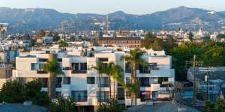 5015 Clinton Apartments Gallery 2