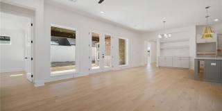 7627 Woodbine LN Gallery 6