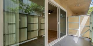 928 4th Street Gallery 25
