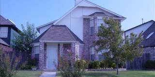 2514 Lakecrest Moore -- 4 Bed Gallery 1