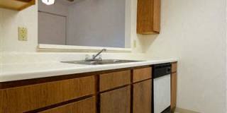 Creekside Square Apartments Gallery 8