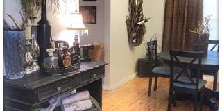 618 6th St Gallery 8