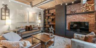 3915 St Elmo Avenue Gallery 9
