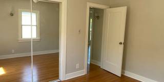 Spacious 2 Bedroom 1 Bath House in Eagle Rock Gallery 22