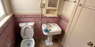 2br - 780ft2 - Prime location! One block to UCB Gallery 19
