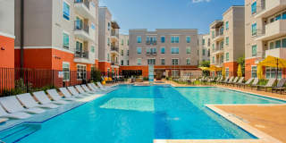 Liv+ Arlington - Student Housing Gallery 32