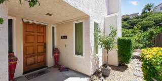 12137 Putting Green Row Gallery 2