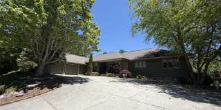 139 Summit Drive Gallery 1