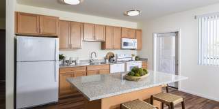 Suncrest Vista at Canyon Trails 55+ Apartments Gallery 26