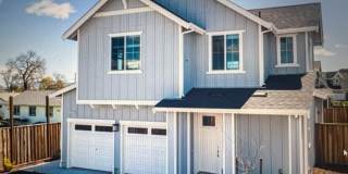 1 MONTH FREE! The Vineyards at Dennis Lane Studio unit with backyard and garage Gallery 1