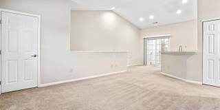 4907 Stratford Pine Lane Gallery 6