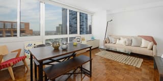 The Brooklyner Gallery 9