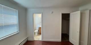 COZY 1BD/1BA LOWER SOUTH HILL APARTMENT | A/C | ON-SITE LAUNDRY | PET FRIENDLY | $250 OFF MOVE-IN, OAC Gallery 7