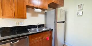 Large Studio in La Jolla / UTC area Gallery 8