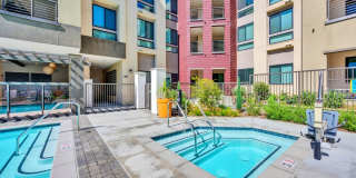 Downtown Ontario Luxury Apartments Gallery 65