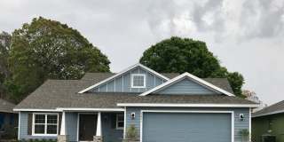 MOVE IN SPECIAL-Beautiful Energy Efficient 3/2 Home in St. Cloud Gallery 1