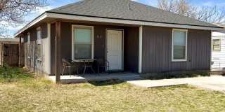Fully updated 3 bedroom 2 bath corner lot home! - Move In Special 1/2 Off First Months Rent! Gallery 1