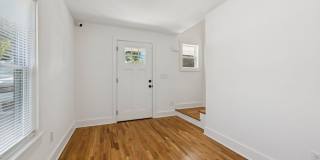 Beautifully Remodeled Home Just Minutes From Downtown Nashville Gallery 10