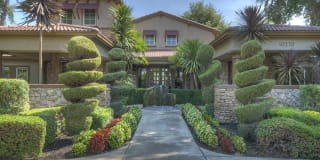 Stonelake Apartment Homes Gallery 13