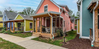 1270 E Short Street Gallery 1