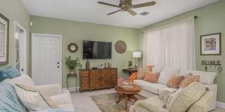 2036 SE Avon Park Drive Gallery 2