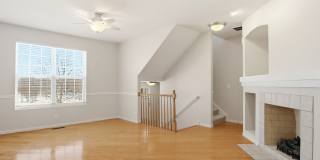 228 STATION PARK Circle Gallery 4