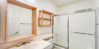 SD: Bright 2BD/2BA Condo in Golden Hill with In-Unit Laundry & Tandem Parking Gallery 12