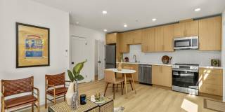 832 South Sullivan Street - 1 Gallery 11