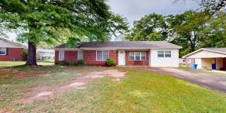 Wonderful 3/1.5 convenient to everything in Prattville Gallery 1