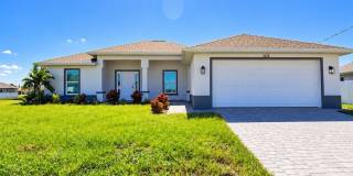 Brand-New Luxury 4-Bedroom Home – Private Mother-in-Law Suite & Modern Upgrades! Gallery 1