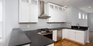 Downtown Durham Oasis! - Three Bedroom Home With Truly Unique Entire Top Floor Primary Suite Gallery 5