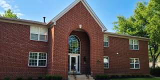 Germantown 2 bedroom, 1 1/2 bath in Brent Park Condos with washer/dryer Gallery 1