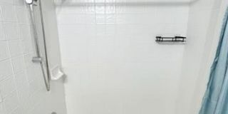 3303 Chester Road Gallery 24
