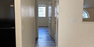 726-728 East Spokane Avenue Gallery 6