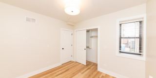 4953 N Oakley Gallery 5