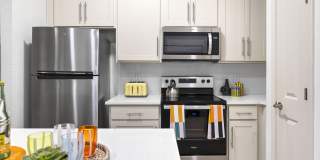 Silver Collection at Waterford Gallery 19