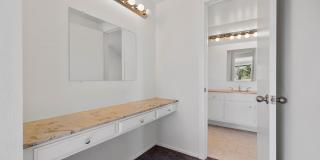 Beautiful Westlake First Neighborhood Family Home w/ Large Backyard with Panoramic Mtn Views Gallery 18