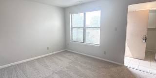 Cozy Townhome By the Beach! Gallery 4